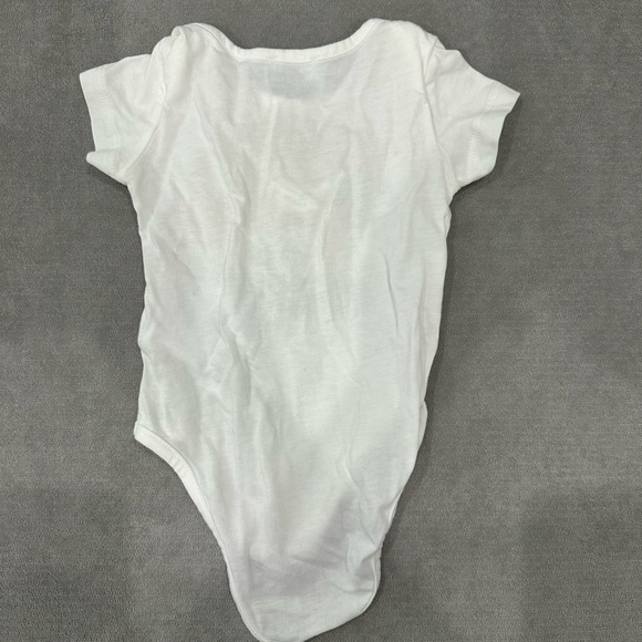 Kid’s Moschino 2 piece onesie set - Picture 2 of 4